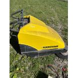 KÄRCHER 950 S SELF-PROPELLED FLOOR CLEANER – WITH CHARGER – ONLY 100 HOURS USE