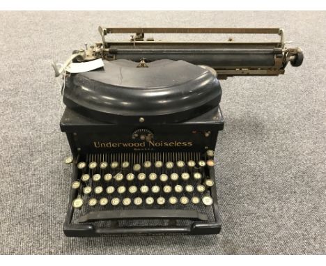 A vintage Underwood noiseless typewriter