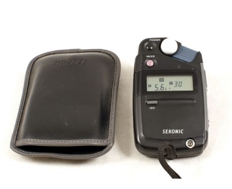 Sekonic FlashMate L-308B Digital Light Meter. (condition 4E). For flash & ambient light readings. In makers soft pouch. {cabi