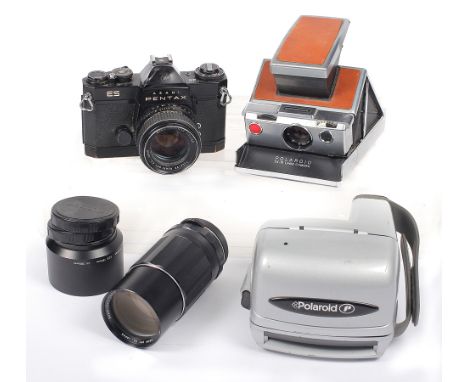 Polaroid & Pentax Cameras. Comprising Polaroid SX-70 & a Polaroid P 'Clamshell' (unable to test, cosmetically 6). Also a blac