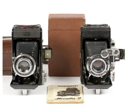 MOSCOW-2 Folding CRF Camera, c1955. (condition 5F) with INDUSTAR-23 f4.5 110mm lens. In makers box & manual. Serial numbers/P