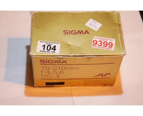 Sigma 70-210mm F4-5.6 lens in box. P&amp;P Group 1 (£14+VAT for the first lot and £1+VAT for subsequent lots) 