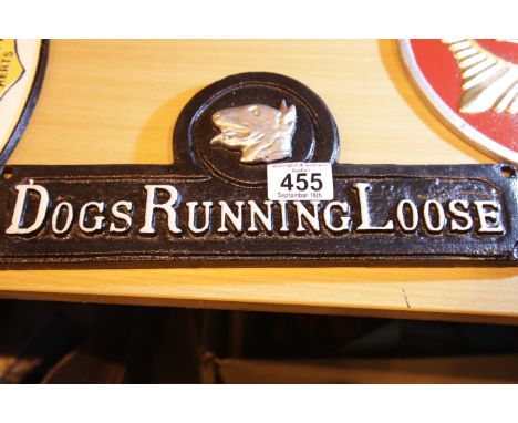 Cast iron Dogs Running Loose, L: 30 cm. P&amp;P Group 2 (£18+VAT for the first lot and £3+VAT for subsequent lots) 