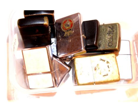 Collection of Zippo and Zippo style lighters. P&amp;P Group 2 (£18+VAT for the first lot and £3+VAT for subsequent lots)