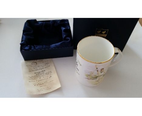 CRICKET, ceramic mug for Graeme Hick - Worcestershire Career 1984-2008, by Bronte Porcelain, with two vignettes of Hick batti