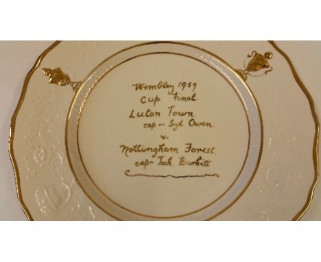 FOOTBALL, a pair of ceramic plates for 1959 FA Cup Final, gilt hand-writing to centre "Wembley 1959 Cup Final, Luton Town, ca