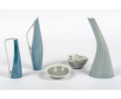 Konvolut Rosenthal-Vasen, 50er Jahre Entw.: Vasen von Hanns Hoffmann-Lederer, Ascher Wagenfeld und Schälchen (unbekannt).Mode