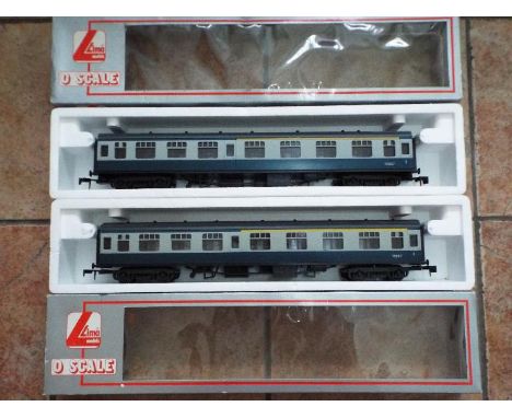 Lima - Two O gauge, model Mk 1 passenger corridor carriages, blue and grey livery, # 316619, both appear ex+ in window box co