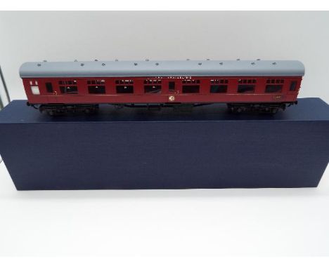 Easy-Build - an O gauge, kit built model Mk 1 passenger corridor carriage, crimson livery, op no E24181, appears mint in box 