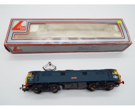 Lima - an OO gauge model diesel electric locomotive, 'Britannia' op no 87004, blue livery with yellow ends # 205125 MWG, appe