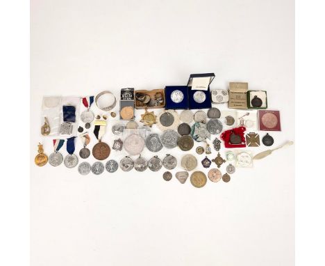 Medals, tokens, badges and buttons, including some silver, plus Queen Victoria Jubilee commemorative medals as well as other 