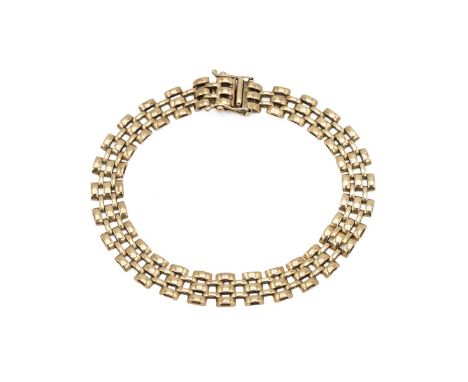 A 9ct gold gate bracelet, 11.6 grams, 20cm long.
