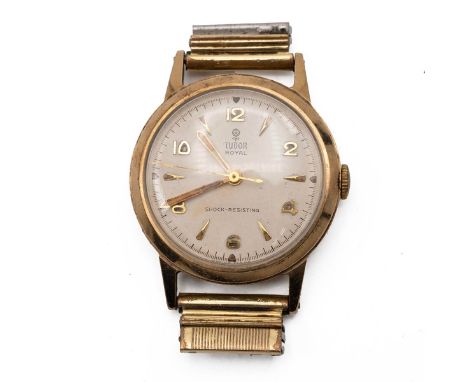 Tudor Royal 9ct gold gents wristwatch. Manual wind, 30mm case, cream tone dial, Arabic numeral and dart hour markers. Gross w