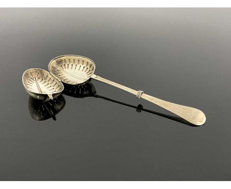 A Victorian silver "Teaette" tea infuser spoon, the bowl fitted with a hinged and pierced strainer secured by a screw-thread,