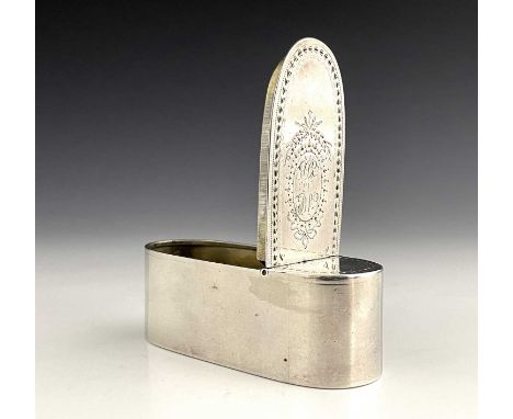 York.A George III English provincial silver snuff box, of rounded oblong form, the top section engraved with central cartouch