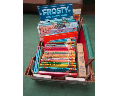 A collection of vintage childrens books including set of Enid Blyton Noddy books, Dr Seuss etc 