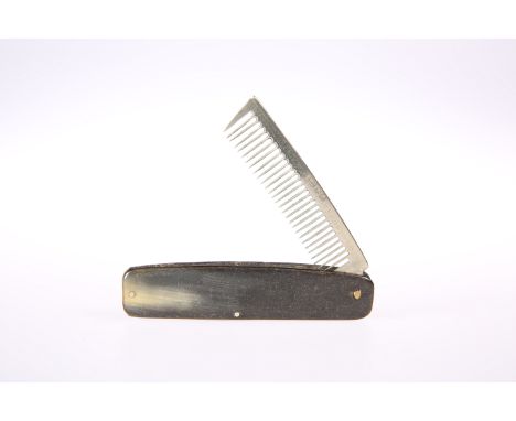A GEORGE IV SILVER AND HORN FOLDING COMB, maker's mark indistinct, Birmingham 1828. 14.3cm open