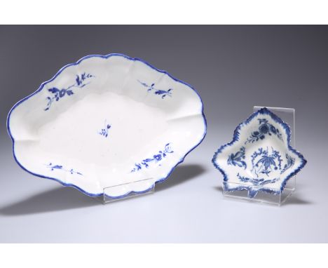 A CAUGHLEY PICKLE DISH, CIRCA 1778-85, leaf-shaped, decorated with the Pickle Leaf Vine pattern, C mark; 12cm wide; together 