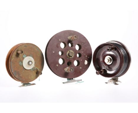 FISHING: TWO VINTAGE SCARBOROUGH SEA FISHING REELS, 8" AND 6", one with Bakelite body, the second in wood; together with A 5 