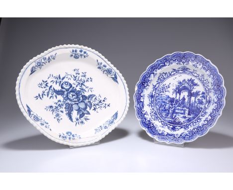 A WORCESTER PLATE, CIRCA 1780, with scallop edge, blue printed with the rare Classical Ruins Dessertwares Group pattern, disg