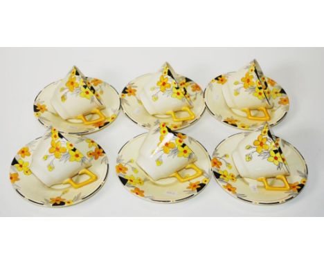 Crown Ducal Sunburst pattern tea service hand painted art deco consisting of 6 cups and 6 saucers