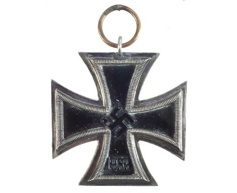 German WWII Third Reich Iron Cross, dated 1939, suspension ring numbered 120.