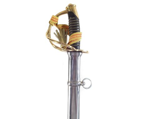 Modern replica of a Confederate Cavalry sword and scabbard.104cm long 