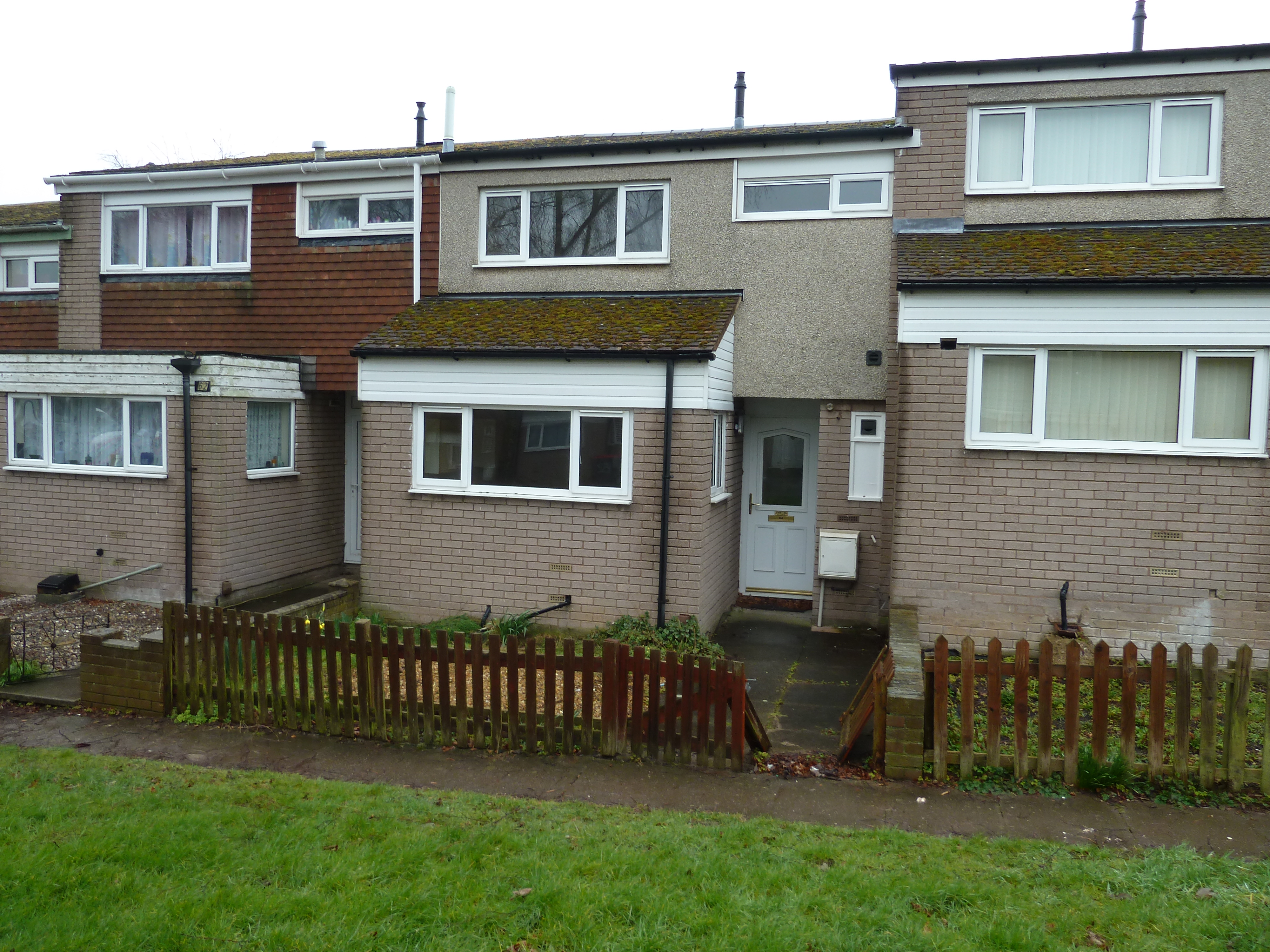 63 Willowfield, Woodside, Telford, Shropshire, TF7 5NT Midtown house