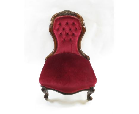 A Victorian button back nursing chair