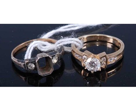 A modern 9ct gold and CZ set dress ring, size M, together with one other 9ct gold and silver paste set ring, for scrap only, 