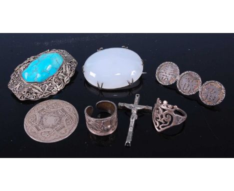 Mixed lot to include silver hinge bangle, silver and white metal costume jewellery to include moonstone set brooch