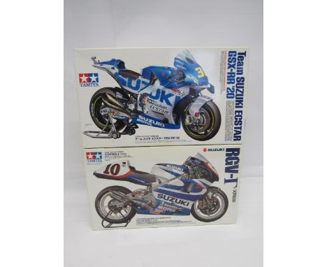 Two Tamiya Motorcycle Series 1:12 scale Suzuki motorcycle plastic model kits to include 14081 Suzuki RGV (XR89) and 14139 Tea