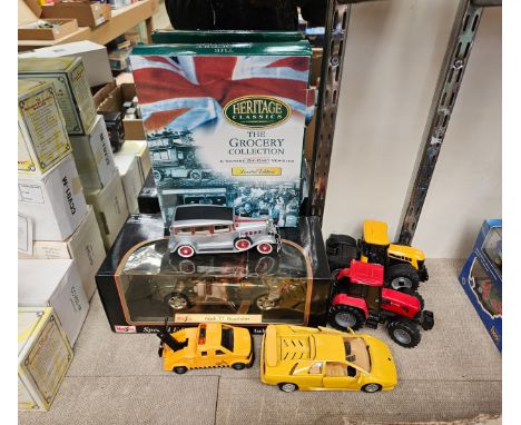 Assorted boxed and loose diecast vehicles including Maisto 1:18 scale Audi TT Roadster  (box window split), Oxford Die-cast '