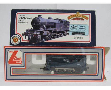 Two boxed 00 gauge model railway locomotives to include Bachmann Branch-Line 31-602 Class V1 2-6-2T loco in BR black livery a