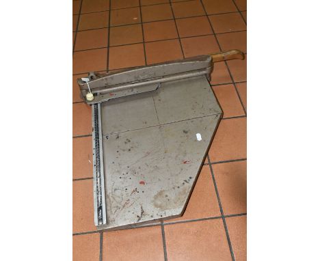 A VINTAGE PAPER GUILLOTINE, bearing the name Gestetner (1)