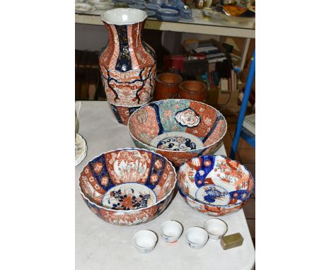 A GROUP OF ORIENTAL PORCELAIN, ETC, MOSTLY LATE 19TH CENTURY JAPANESE IMARI, comprising a pair of bamboo brush pots carved wi