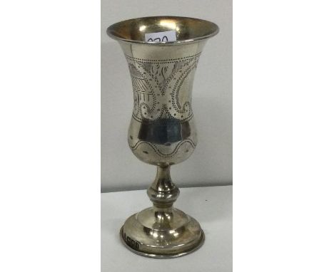 A Judaica silver kiddish cup/goblet London 1904. Approx. 34 grams. Est. £40 - £60.