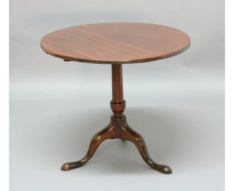 GEORGE III MAHOGANY CIRCULAR TRIPOD TABLE, on a baluster column and tripod base, height 69cm, diameter 78cm