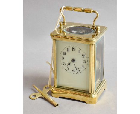 A Brass Striking Carriage Clock, circa 1900, twin barrel movement, platform lever escapement striking on a gong, 16cm high ov