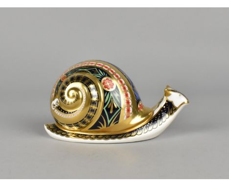 A Limited Edition Royal Crown Derby Paperweight, Garden Snail, 3119/4500, Gold Button