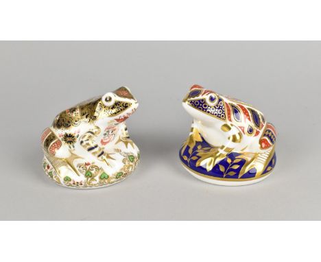 A Limited Edition Royal Crown Derby Paperweight, Old Imari Frog, 368/4500 Together with a Further Crown Derby Frog Paperweigh