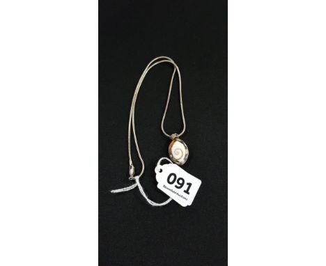 SILVER AND MOTHER OF PEARL DROP ON CHAIN
