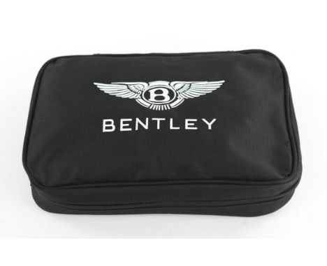 Genuine Bentley XS 7000 GT/GTC Magnetic battery charger conditioner with Bentley carry case and Instruction manual. Manufactu
