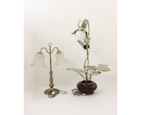 Lot of 2 vintage lamps 76 cm High and 55 cm high