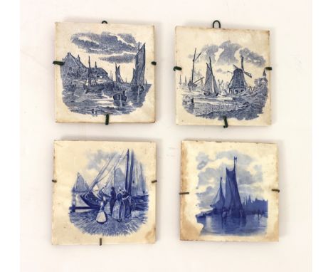 Lot of 4 vintage tiles in Delft blue and Delft blue style 15,5 cm x 15,5 cm