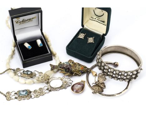 A quantity of silver jewellery and organic jewels, including a silver and filigree necklace, a pair of silver and mother of p