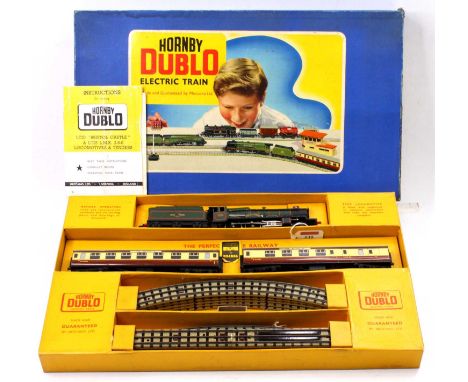 EDP20 Hornby-Dublo 3-rail ‘Bristolian’ Passenger Train set comprising EDLT20 ‘Bristol Castle’ loco &amp; tender BR lined gree