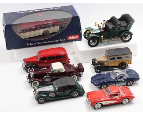 A collection of 1/24 scale Franklin Mint, Danbury Mint, and a Schuco 1/43 scale diecast group, to include a Franklin Mint 193