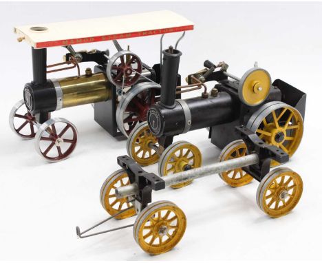 A Mamod Steam Tractor TE1A traction engine housed in the original late issue card box, together with one other finished in ye