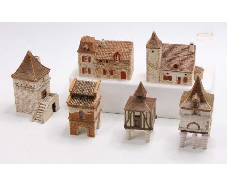 Collection of French P.Alibert stone and hand painted French model railway miniature buildings, to include Figeac, Bergerac, 